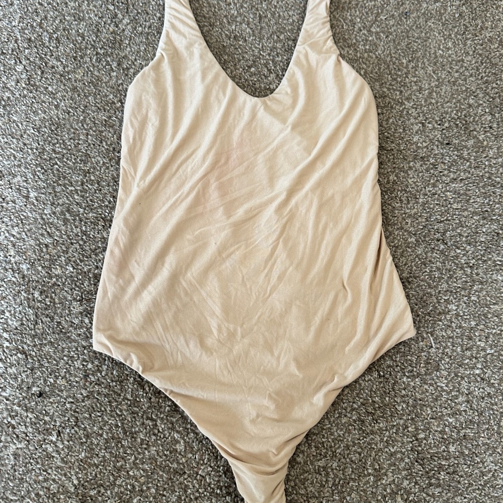 Smoothez by Aerie women’s size medium bodysuit.